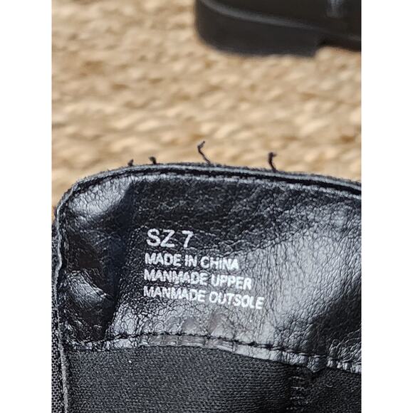 VERY VOLATILE Women's 7 Black Western Ankle Biker Boots Zip-Up - Picture 9 of 10